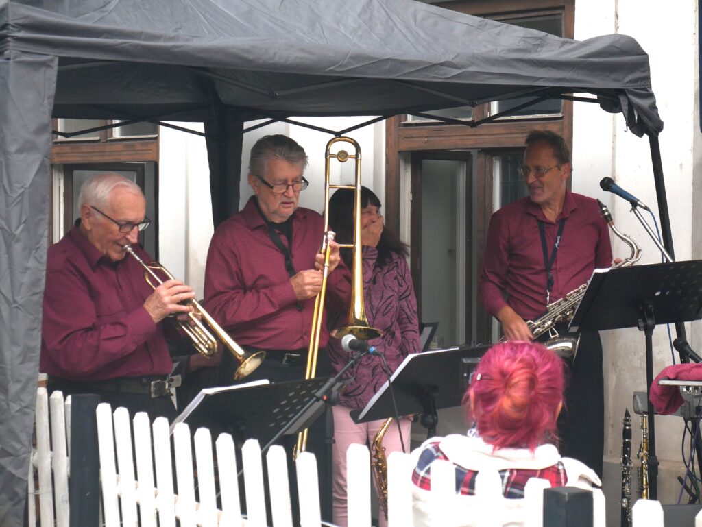 Chrudim Ozije Jam Session A Otevrena Hudebni Scena 4 | Hurá na Výlet