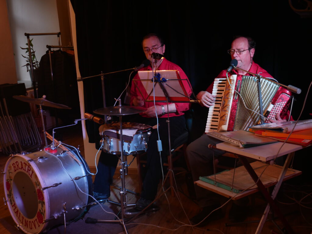 10.10. Bratri Malinovi – Hudebni Patek S Bratry Malinovymi 1 | Hurá na Výlet