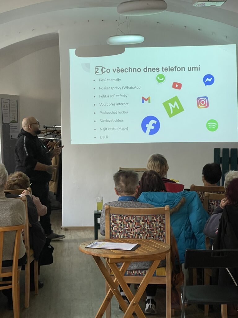 10.3.2026 Moderna Nas Nezastavi Aneb Jak Porozumet Digitalnimu Svetu. Beseda S Lukasem Volf 1 | Hurá na Výlet